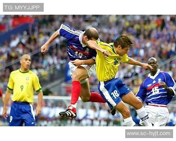 南美足球明星的搞笑瞬间揭秘傻子足球的背后故事